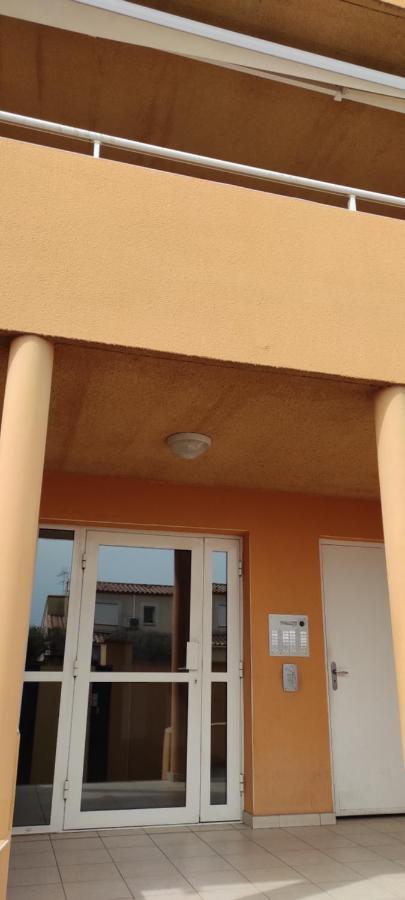 Appartement Avec Grande Terrasse A 15 Mn De La Mer Saint-Estève 外观 照片
